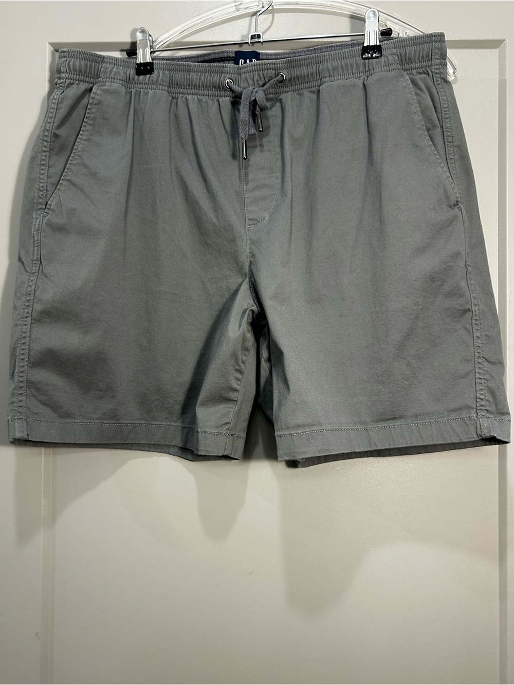GAP | Drawstring Athletic Shorts | Slate Gray | Men’s | XL